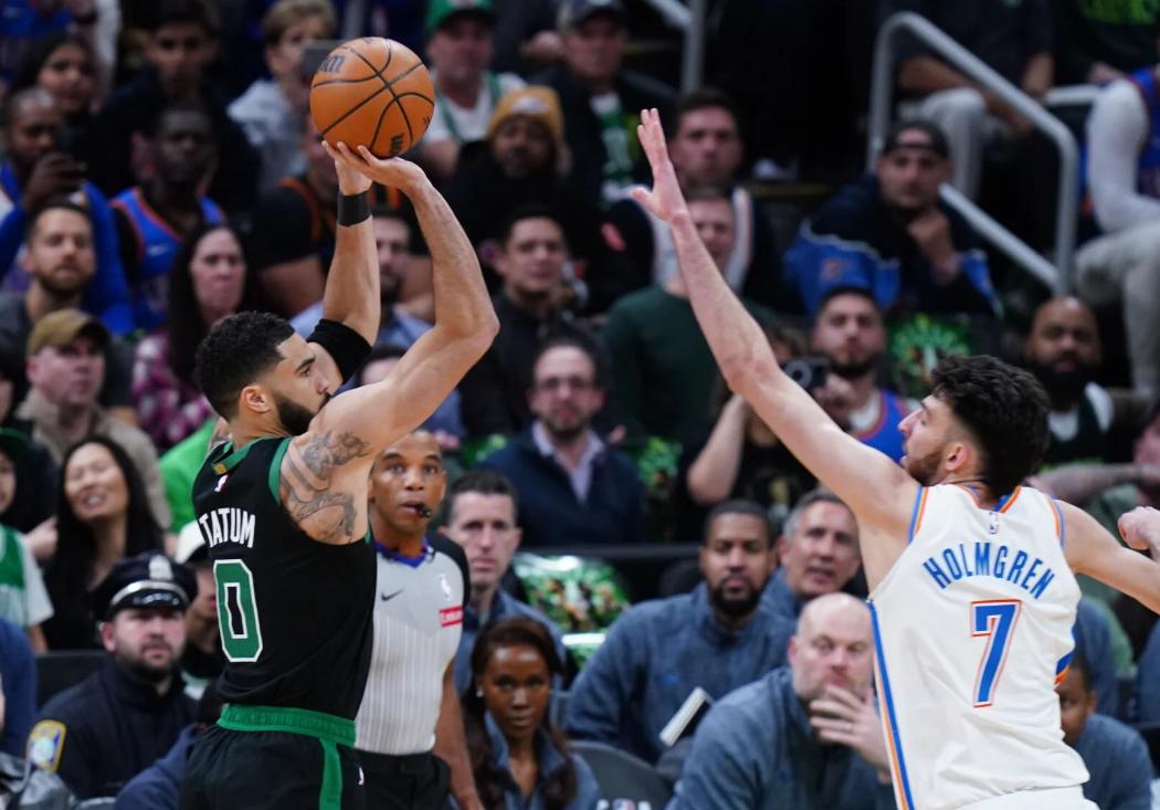 魔术队遗憾失利,凯尔特人队胜券在握 魔术队遗憾失利,凯尔特人队胜券在握